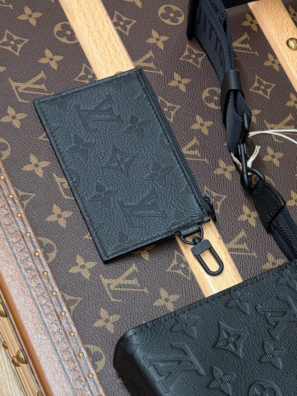 Louis Vuitton Monogram Shadow Black Card Holder Coin Wallet NWT Authentic